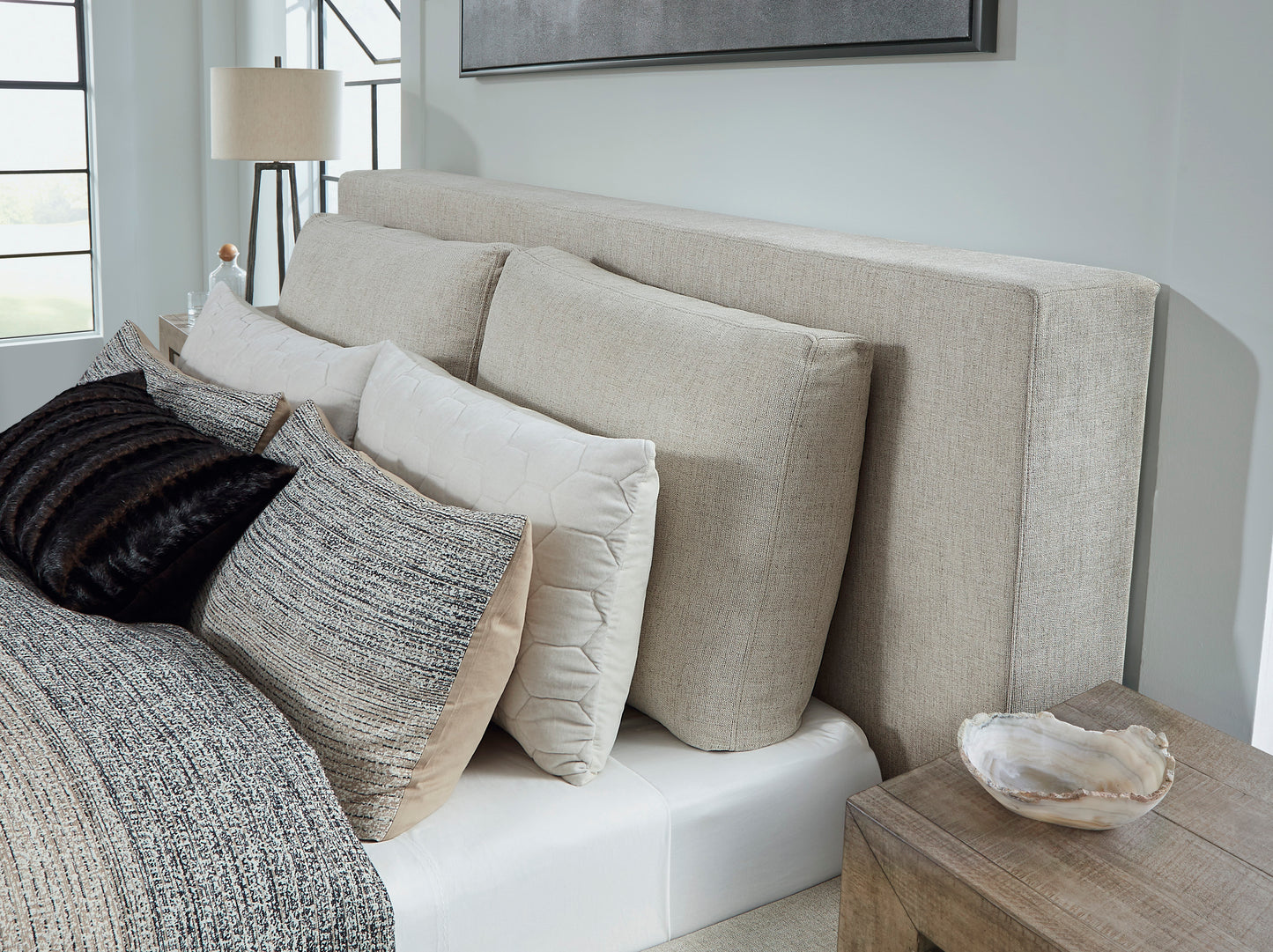 B760 Langford Collection QUEEN SIZE Upholstered Platform Bed - TWO LEFT