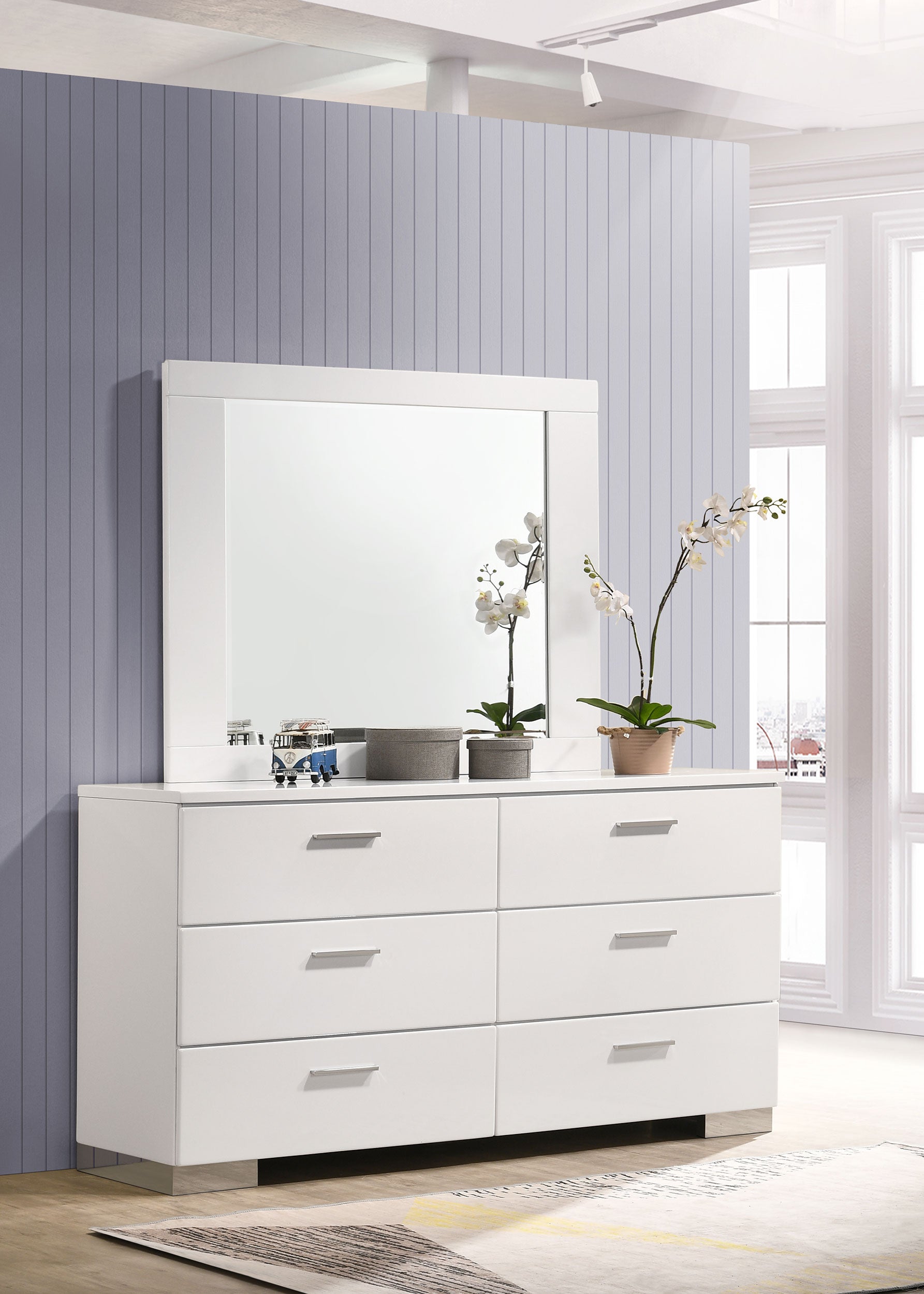 Felicity - 6-Drawer Wood Dresser with Mirror - White High Gloss Felicity - 6-Drawer Wood Dresser with Mirror - White High Gloss