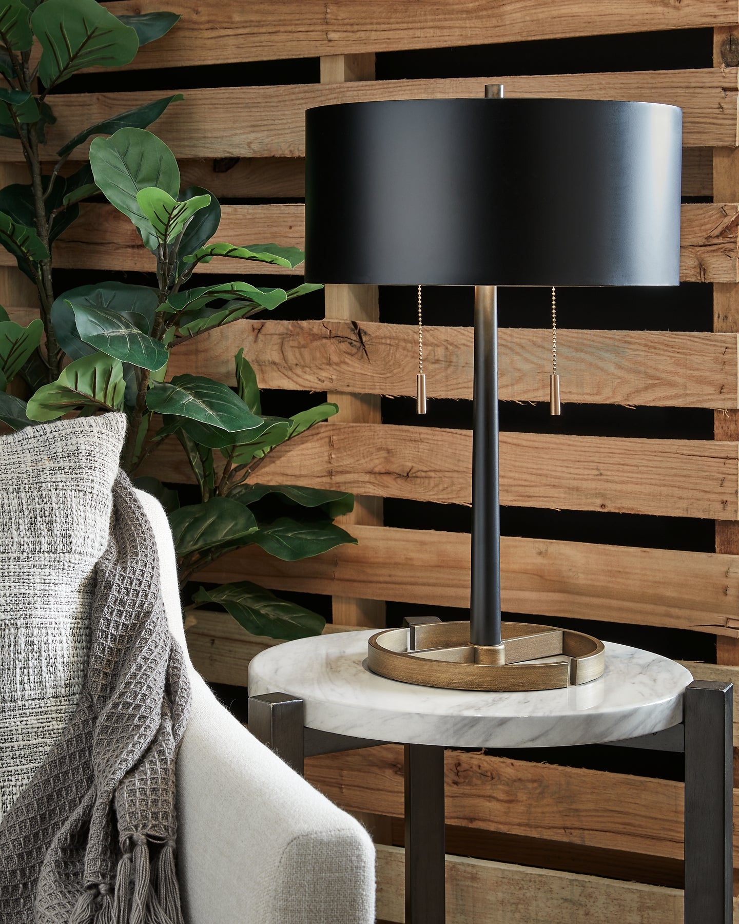 Amadell Metal Table Lamp (1/CN) JB's Furniture  Home Furniture, Home Decor, Furniture Store