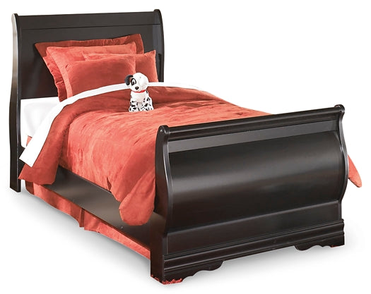 Huey Vineyard Full Sleigh Bed with Mirrored Dresser, Chest and Nightstand JB's Furniture  Home Furniture, Home Decor, Furniture Store