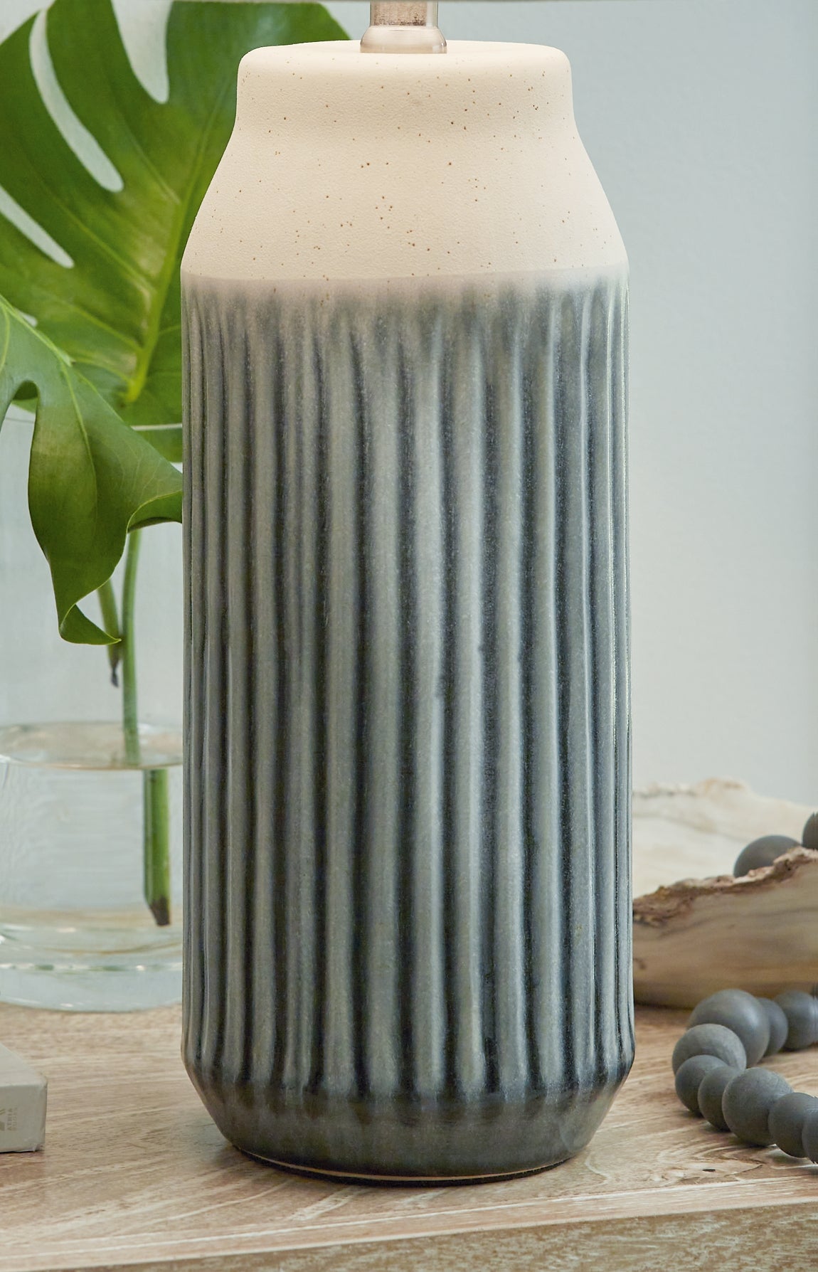 Afener Ceramic Table Lamp (2/CN)